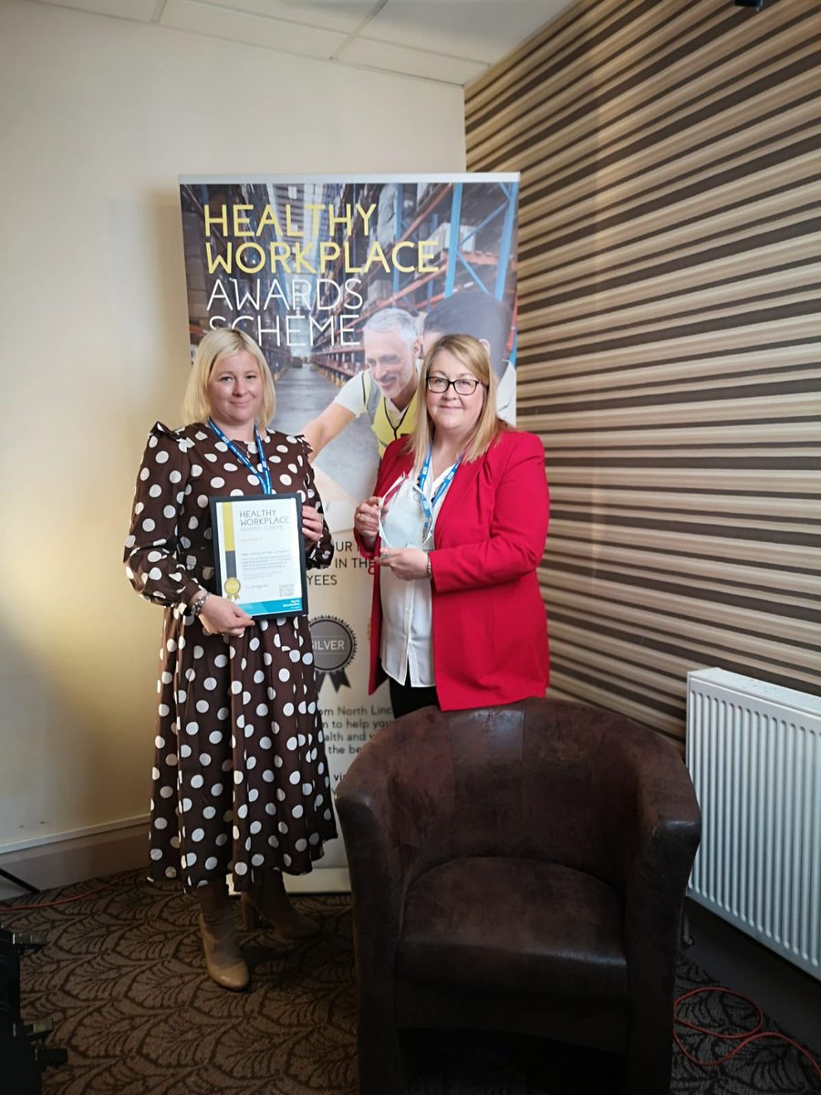 NLaG4Wellbeing's tweet image. Proud to attend the #NLwellbeingatwork awards today with @PotentiaCoach and receive a Gold Award for @NHSNLaG. A heartfelt thank you to @AnneBontoft who did a huge amount of work laying the foundations for the award! @ChristineBrere3 @NLaG4Inclusion