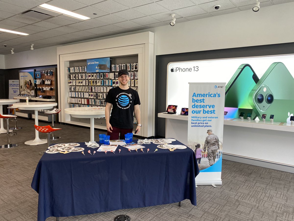 Come see the Leavenworth AT&amp;T store today is Military Appreciation day! And we have tons of great discounts for Military! <a href="/KAMOkonnects/">𝐾𝐴𝑀𝑂</a> <a href="/ErickJBush/">Erick Bush</a> <a href="/ATT/">AT&T</a> <a href="/AlyssaMoore_12/">Alyssa Moore</a> <a href="/edenallison86/">Eden Allison</a> <a href="/coolbreece/">Zack Breece</a> <a href="/CodyHansen20/">Cody Hansen</a> <a href="/Woody0709/">Chris Woodard</a>