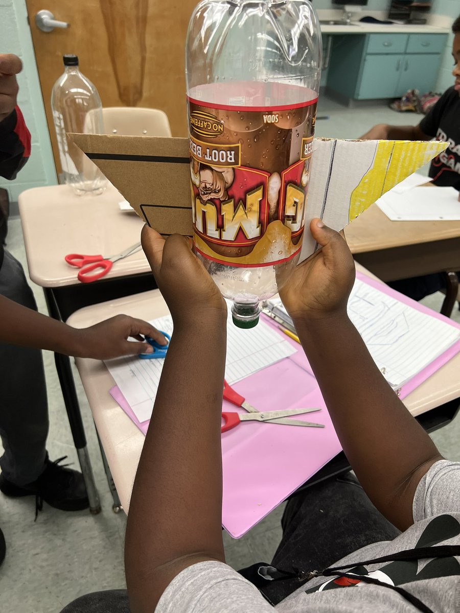 Day 1 of building bottle rockets 🚀 #5thgrade #vcsscientist <a href="/ElemSci/">VCSElemSci</a>