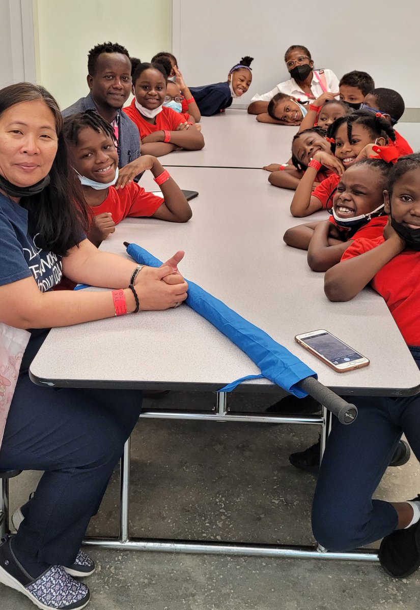 SACSOrlando's tweet photo. First grade trip to Orlando Science Center - what an amazing day! https://t.co/ap4Ir1Id1j