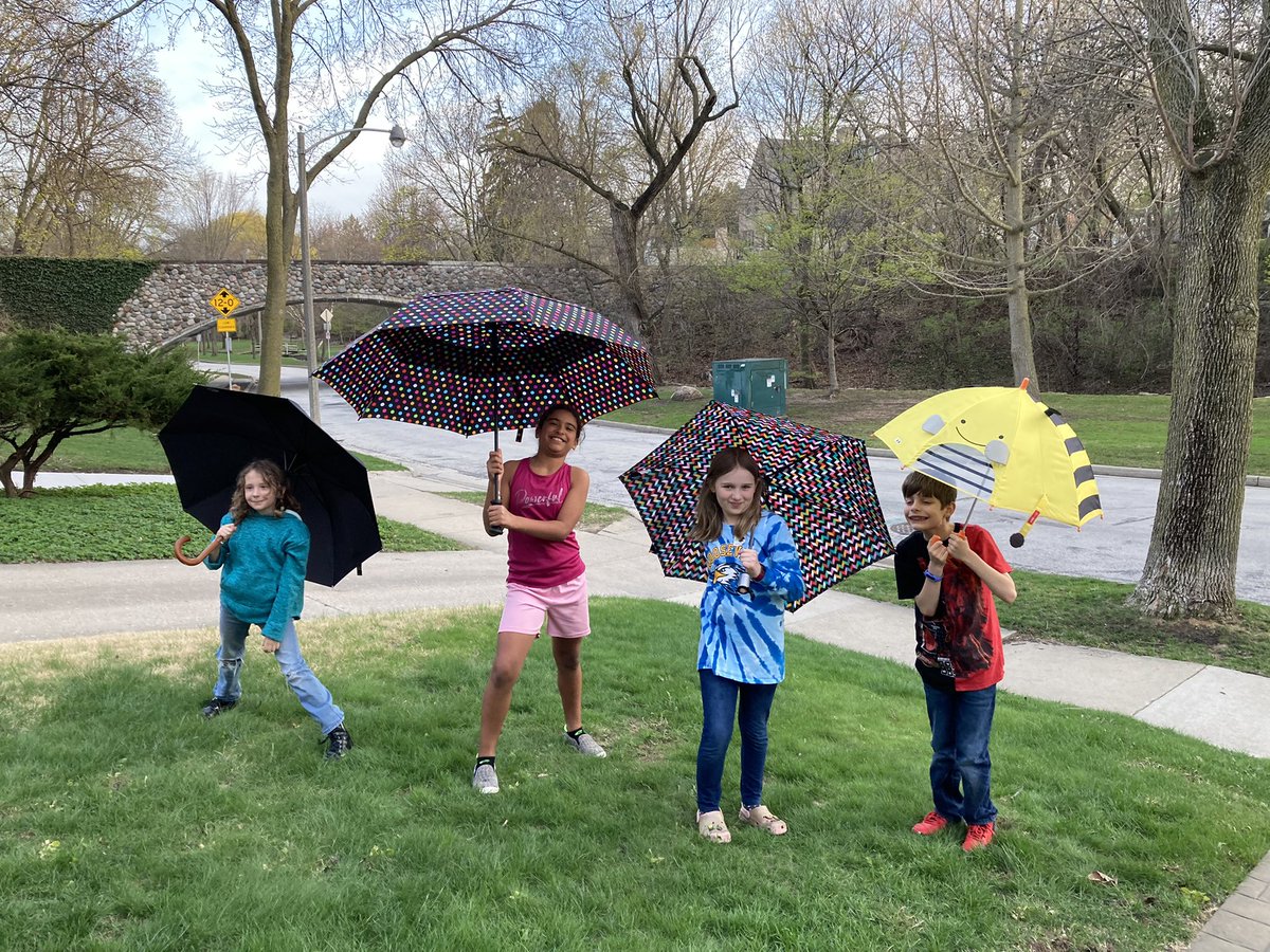 Congratulations to Team Umbrellas Go Aaaaahh from Roosevelt, who took 8th place in the Improv challenge at Destination Imagination Global Finals in Kansas City! Thank you to all their supporters who helped make the trip possible.