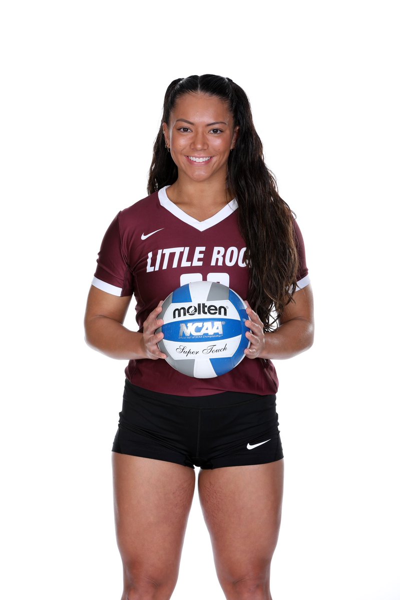 ucavball's tweet photo. 🐻💜𝕀ℕ𝕂𝔼𝔻

Welcome UALR Grad transfer libero LEIGH MAHER!

Can't wait to see you on the court! 
#BearClawsUp https://t.co/rBEp9HMZoV