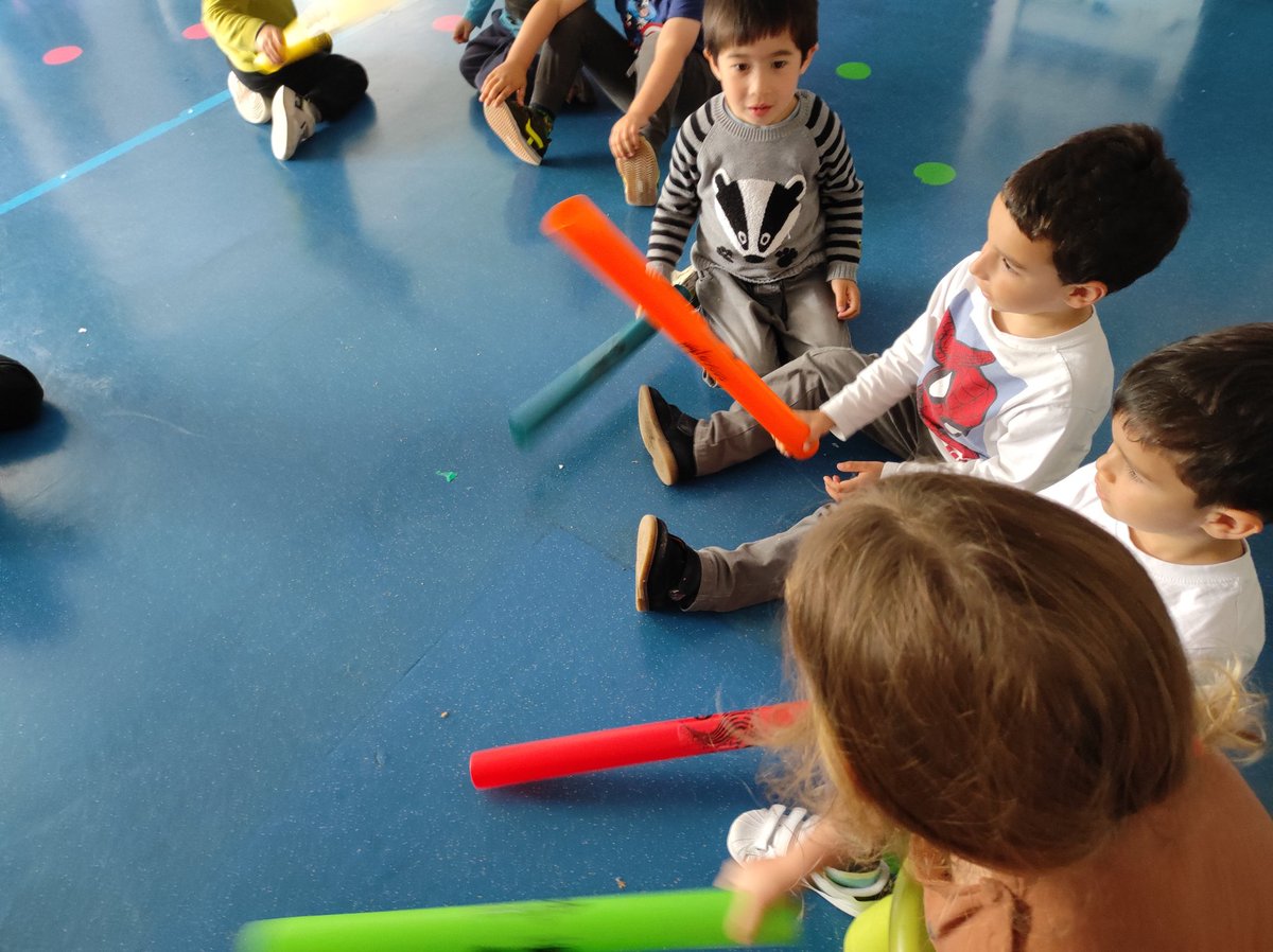 HHmusika tweet media