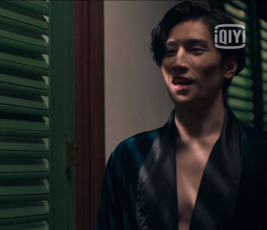 เสี่ยคินน์ปาดเจลตอนอยู่ในรพ ทุกคนบอกปาดเจลทำไม เสี่ยเวเซ็ตผมตอนจะนอน ทุกคนบอกว่าหล่อ งอง 
#KinnPorscheEP7