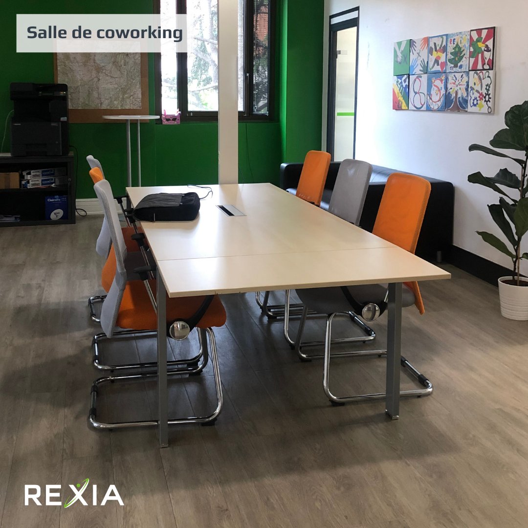 REXIA se refait une beauté ! 💄

🎨 La salle de formation est plus que jamais au couleur de Rexia Formations 
🛀🏻 Création d’une douche (qui servira aux plus sportifs d’entre nous !)
👨‍💻 Un nouvel espace de coworking pour nos inter-contrats ! 

Alors, ça vous plait ?