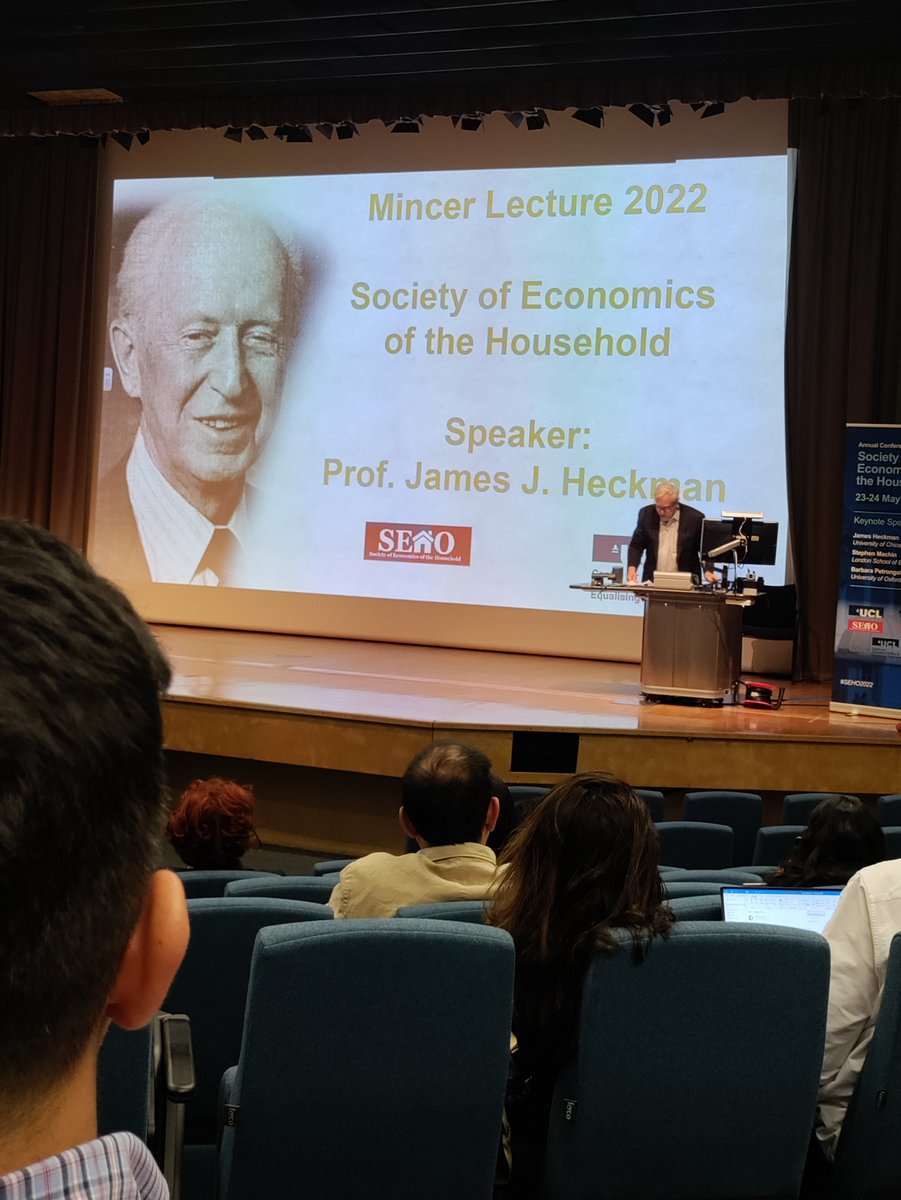 ElenaMylonaa's tweet image. A few pictures from the #SEHO2022 conference. Many interesting talks on #timeallocation, an unforgettable dinner cruise in Thames, lots of networking and a lecture on Mincer by Nobel prize awardee Prof. Heckman. Thank you @CTURandMTUS for enabling my participation.