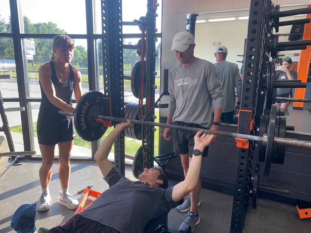 Repping the <a href="/ONUSCEd/">ONU Strength & Conditioning Education Program</a> gear while working with the pros as they prep for Nashville. #RunMCTC