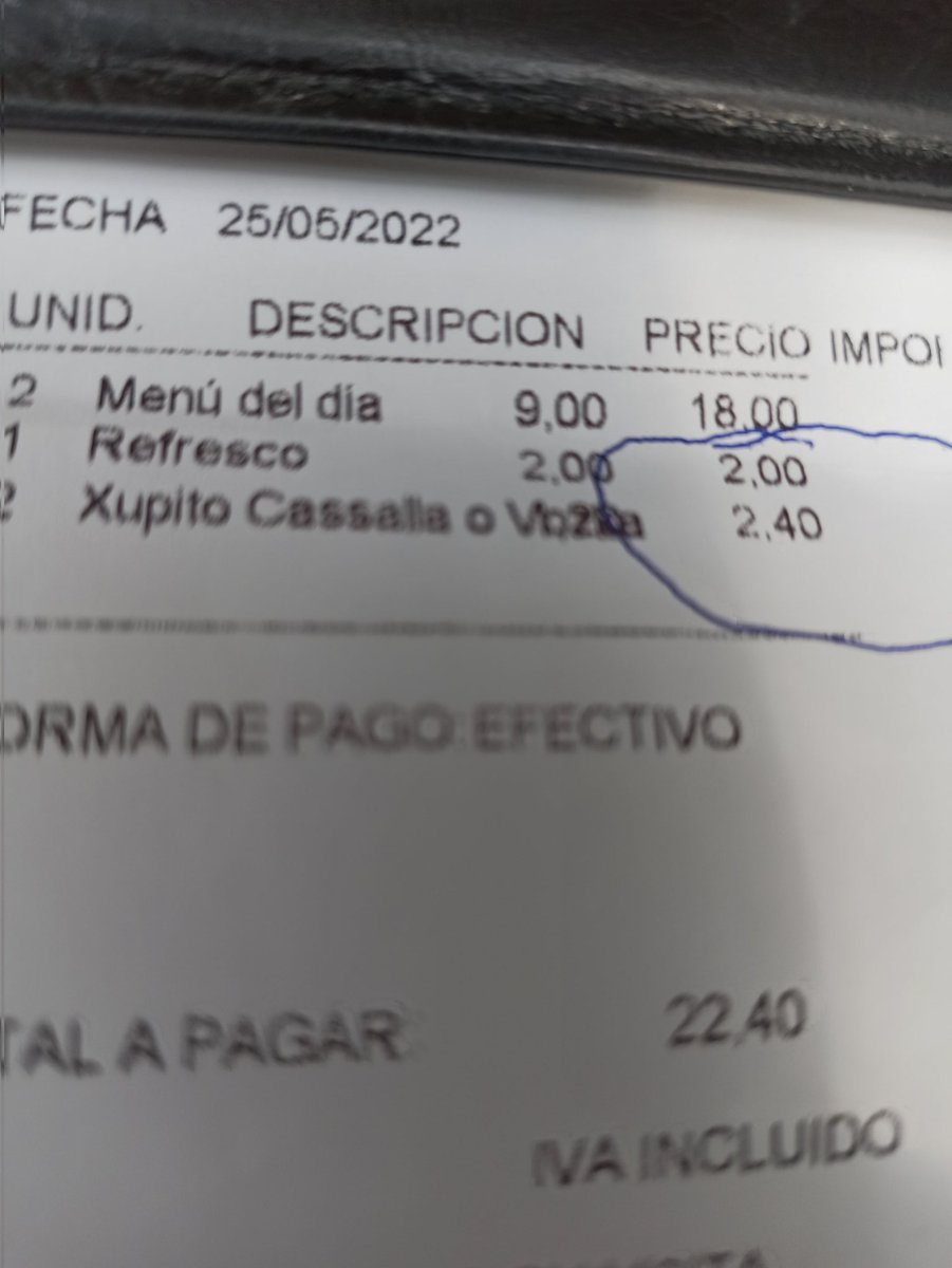 Hay que hacerlo con estilo: cubata Jaimeson 5,50
Dos chupitos Jaimeson y Coca Cola 4,40
Ahí lo dejo
<a href="/Tomy_Rohde/">Tom</a> 
<a href="/Jameson_es/">Jameson España</a>