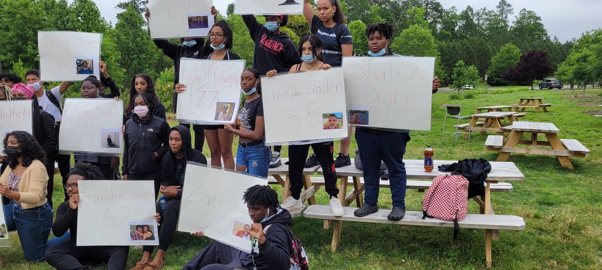 Run_Jags_Run's tweet photo. Here at @CHSJaguars we are saddened that this event had to happen here. Our students did a fantastic job in honoring those who were killed and attacked in Buffalo,NY. Our hearts also go out to the 19 children, 2 teachers killed in Texas elementary school shooting. https://t.co/EV5xxs02su