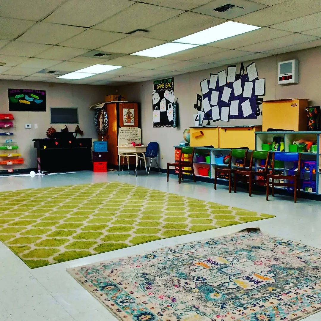 BVsMissMusic's tweet photo. This is my classroom. It should be a safe place. These are my students. They should be safe. https://t.co/0OaEH05SHf