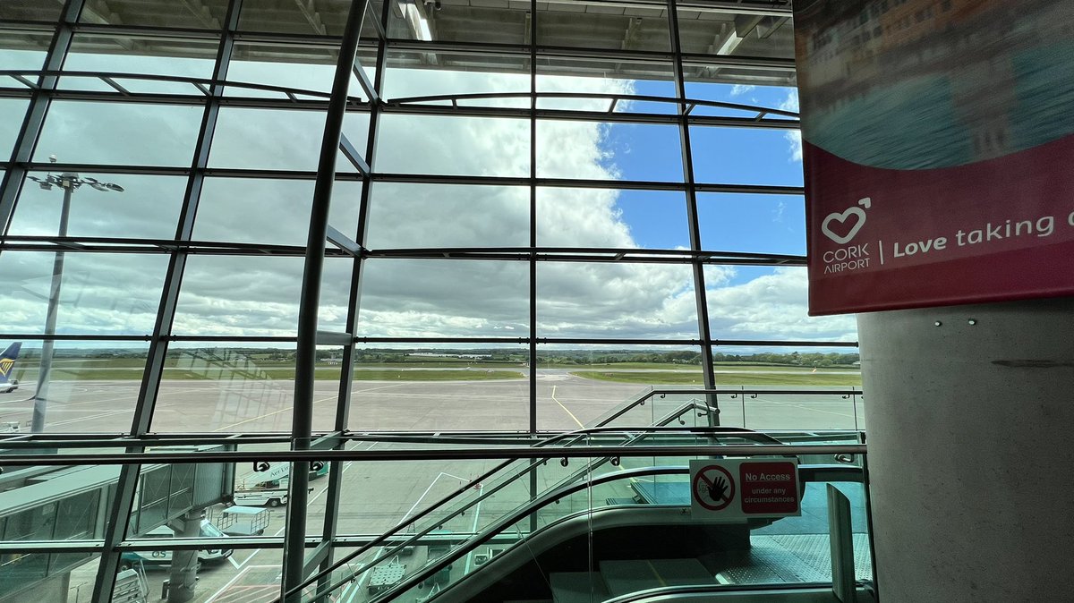 TinaAvilaMZ's tweet photo. Heading back home after the @VMware #vtechsummit22 . Thank you @VMwareIreland for the great event. My customers enjoyed it. #vmwaretam https://t.co/oNLiKibyPe