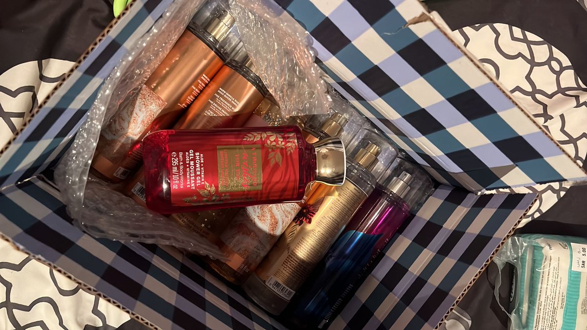 القبض نزل
أنا تاني يوم: