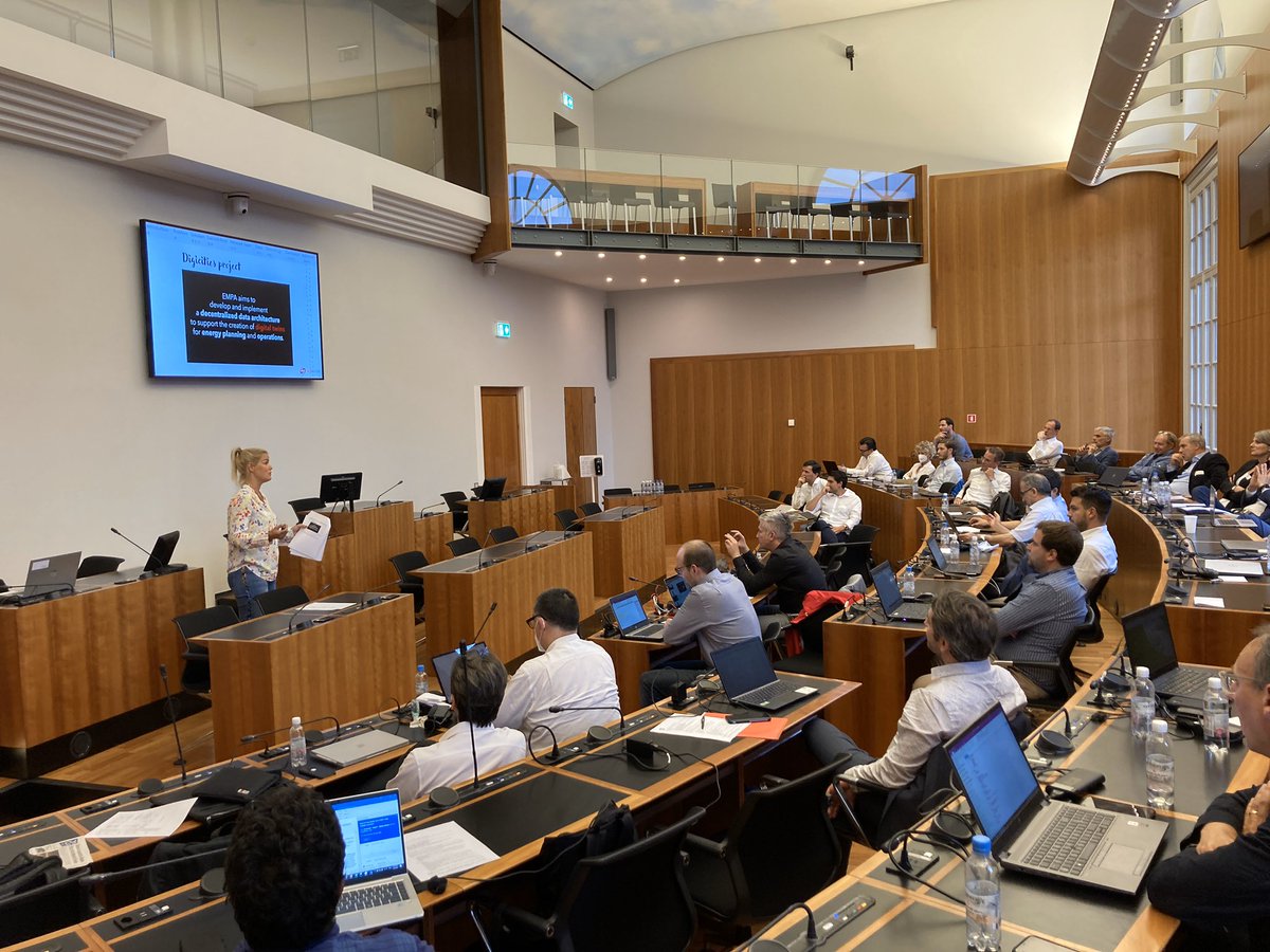 LuganoLivingLab's tweet photo. Kickoff del progetto Digicities coordinato da Empa #digitaltwin #energysistem per lo sviluppo di architetture di dati per facilitare lo scambio di informazioni per la progettazione e la gestione energetica. Lieti di essere partner 🙌Get in touch👉
https://t.co/RBQnC3qQBc https://t.co/tPX4nLxVhY