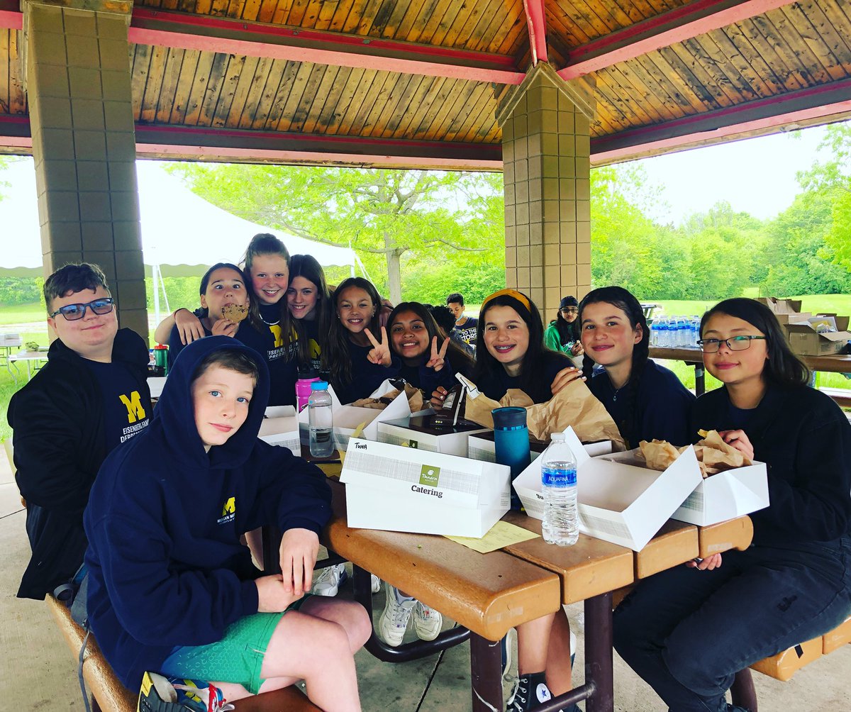 BMS_P2P's tweet photo. Enjoying a delicious lunch from @umichp2p https://t.co/Xs5ekI7kW3