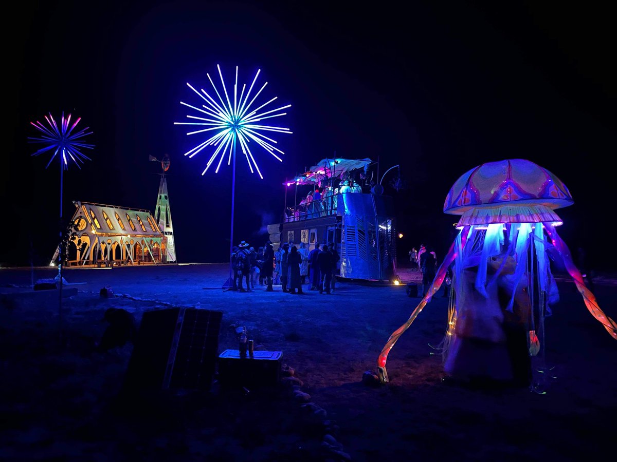 StartupColorado's tweet photo. Once the site of a uranium mill company town, Colorado entrepreneur Natalie Binder turned this 120-acre parcel northwest of Naturita into a hip glamping and arts destination: https://t.co/Tb53MvJGOi https://t.co/DJxgrHHCQW