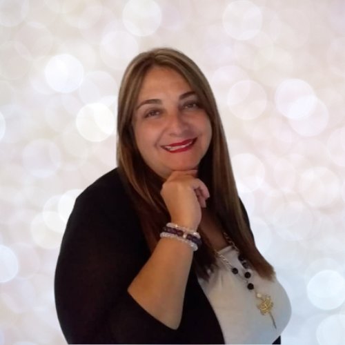 LoreLolli's tweet photo. #NuevaFotoDePerfil https://t.co/mwFC4RCXbO
