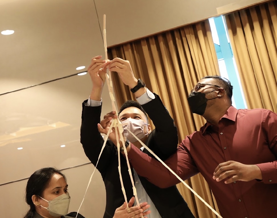 Experian Life tweet media