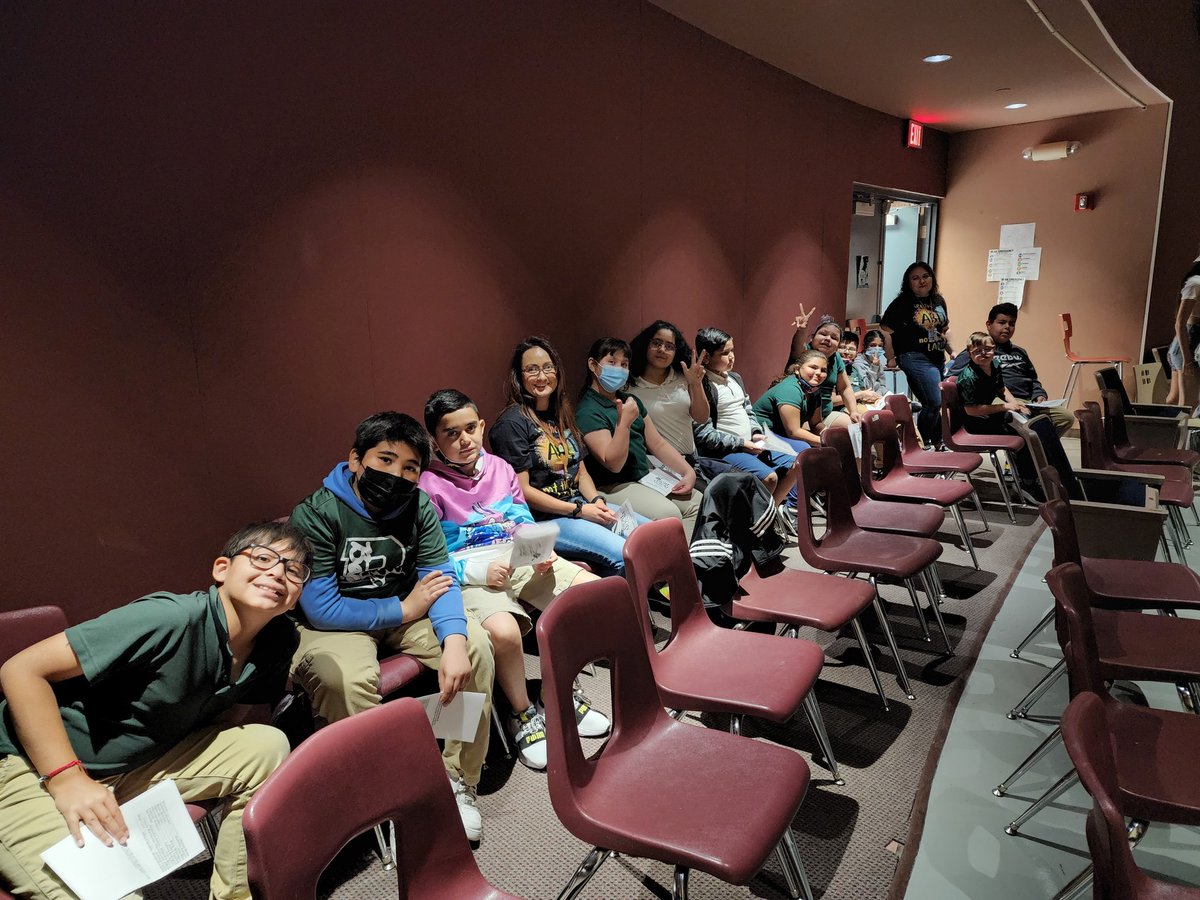 Acaden02's tweet photo. Today's adventure: Beauty and the Beast performed by @Americas_HS. The @LVerde_ES PAS Class is excited to enjoy. 🥀💛 @lcarba_LVES https://t.co/tH1NPnXf6E