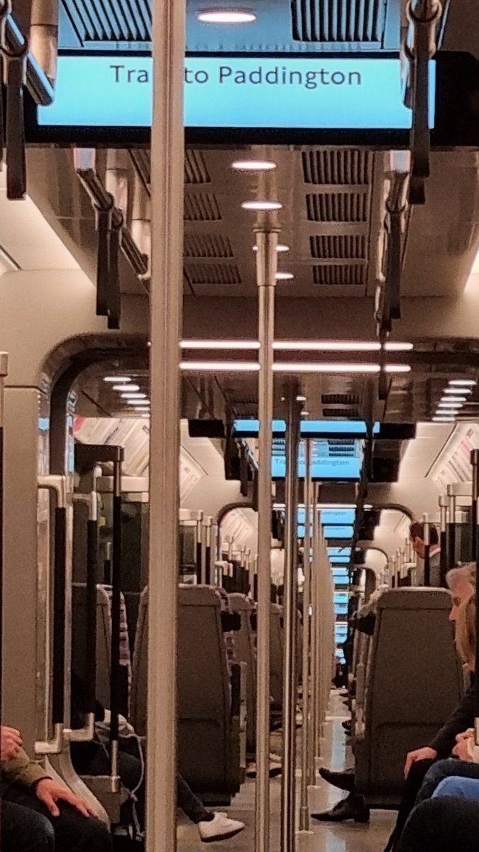 GoToInternetGuy's tweet image. Great experience on the trains and at stations, especially Paddington on day 1! Hoping for better Internet WiFi speeds later on.
#ElizabethLine #Crossrail