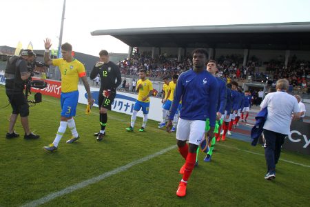 VilleArles's tweet photo. La « mini coupe du monde » de foot de retour au stade Fournier https://t.co/C0sm2s5WZh https://t.co/2wQS22b9AG