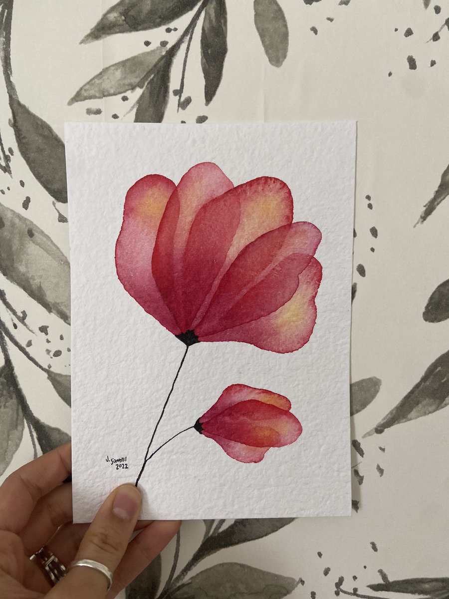 studiojulep's tweet photo. Been painting lots of florals lately! Which one is your favorite? 🏳️‍🌈 https://t.co/PHlzREs2La