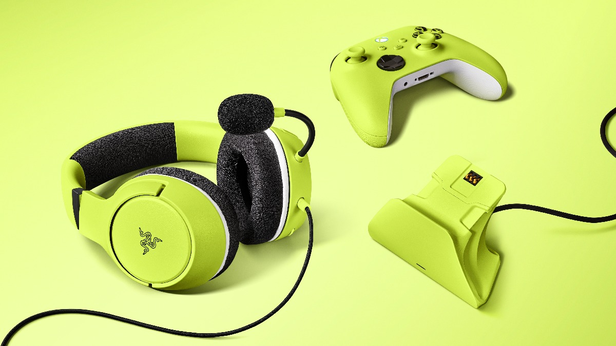 ApexIntSA's tweet photo. Get the perfect pairing to your Xbox controller with the @Razer Universal Quick Charging Stand for Xbox.
Achieve those squad goals today 🎮
#Razer #ApexIntSA https://t.co/dccp0uiJvM