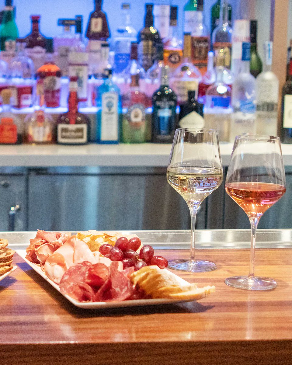 #NationalWineDay is a bit of an everyday occasion here at #ProntoByGiada, but we'll take any excuse to celebrate it a little extra. 🍷 <a href="/caesarspalace/">Caesars Palace</a> #feasttheempire