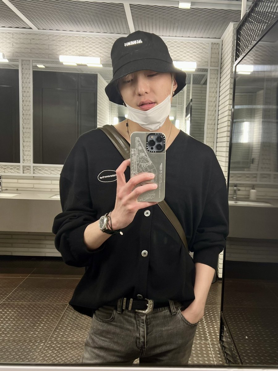 official_yoon_'s tweet photo. Good night my ICz💙 https://t.co/xZ9W9izQLi