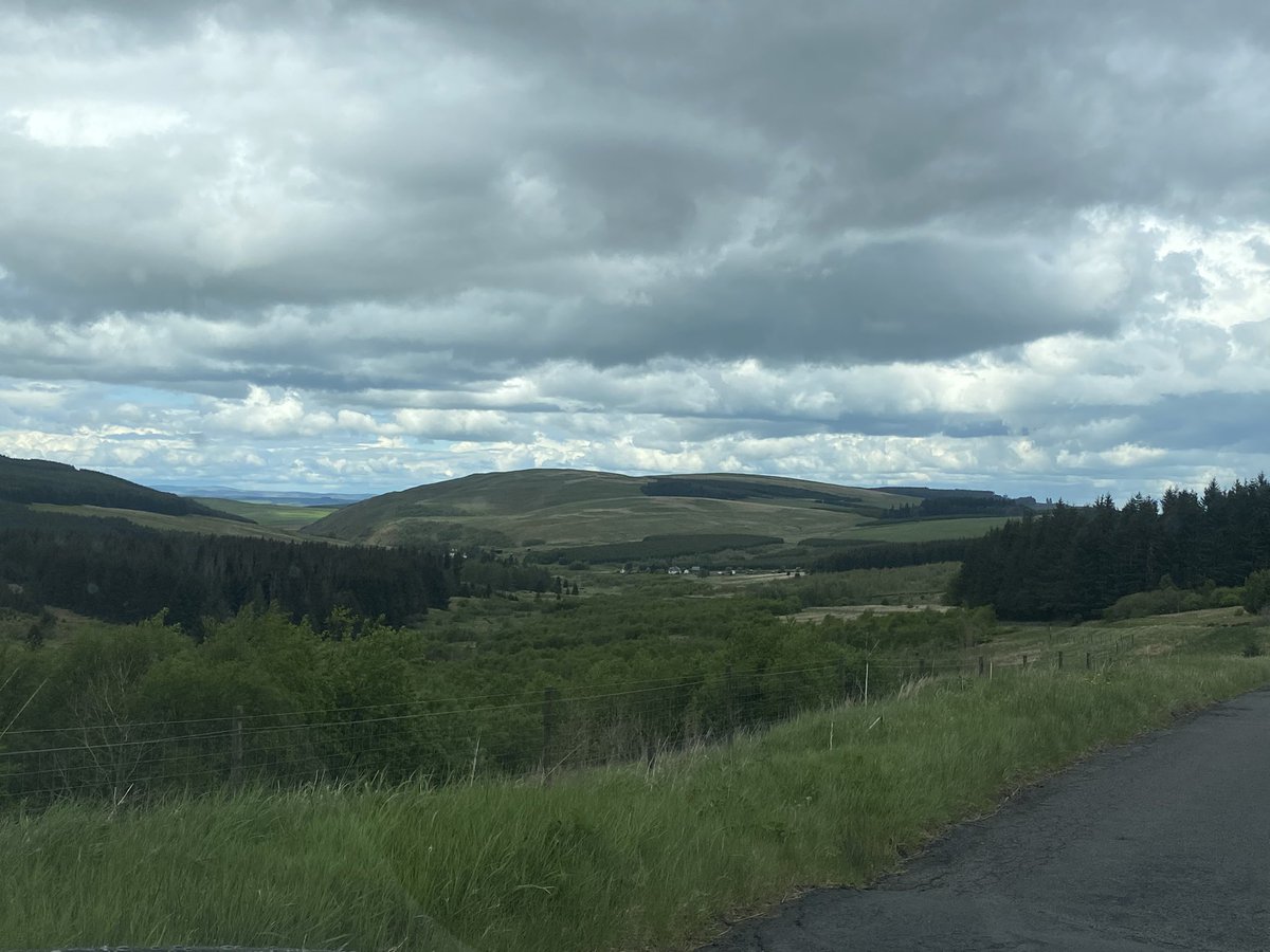 _L_McGlynn's tweet photo. Had a very picturesque few days in the Scottish Borders visiting our second year students on placement. #scotlandisbeautiful #lecturerontour https://t.co/83BHXNqCb9