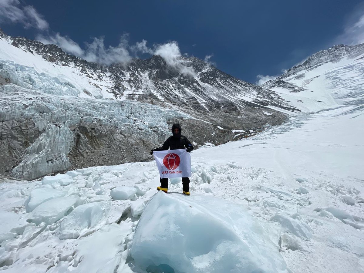 joinaera's tweet photo. Gaël, #ArtCanDie cofounder, raising our flag on Mount Everest 🏔

Where will we see it next? 👀 https://t.co/6QPKy2gSsf