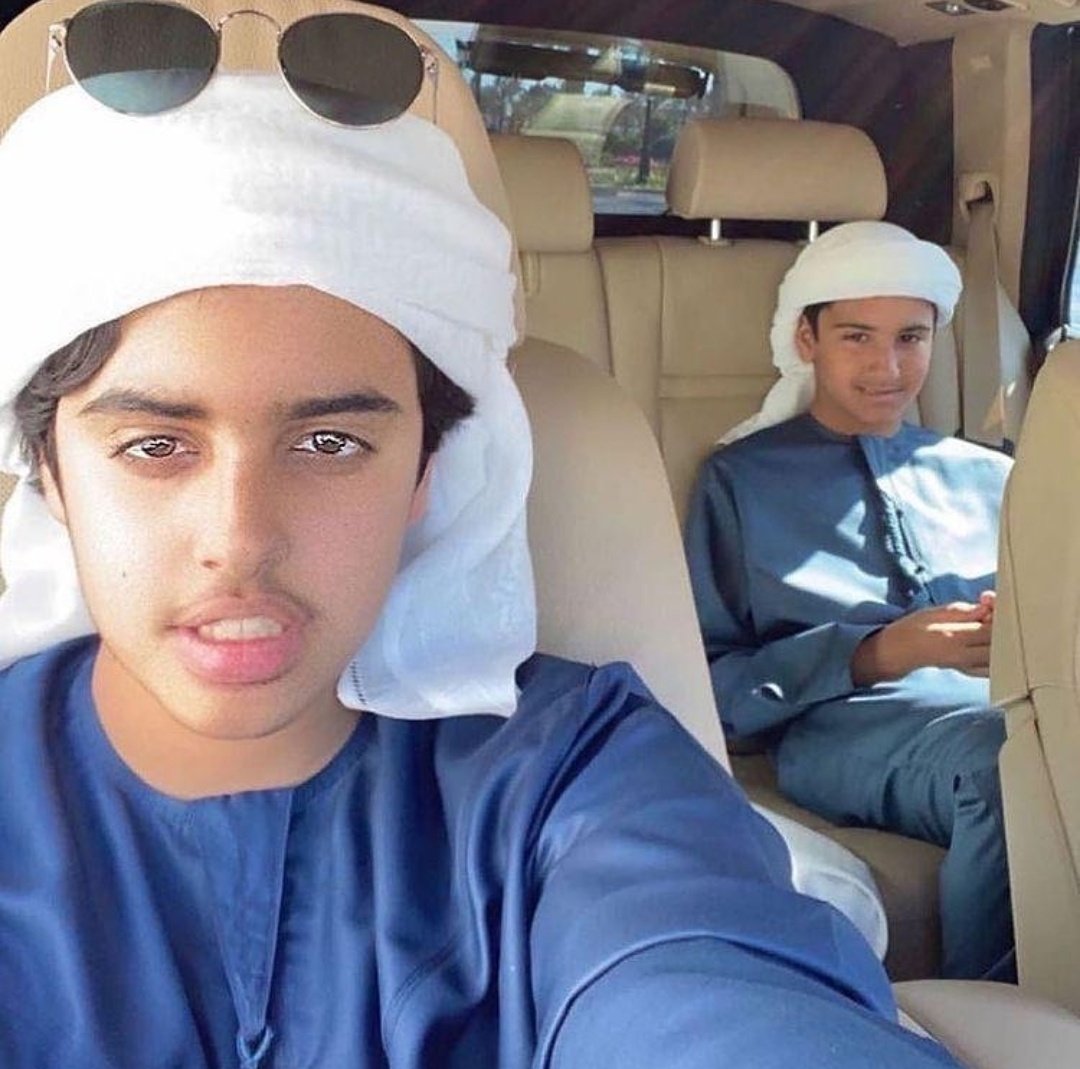 Nabeelalali1976's tweet photo. الشيخ محمد بن عبدالله بن زايد آل نهـيان والشيخ زايــــــــــد بن عبدالله بن زايد آل نهـيان حفظهم الله ورعاهم 💙 https://t.co/SvLy5K1w9i
