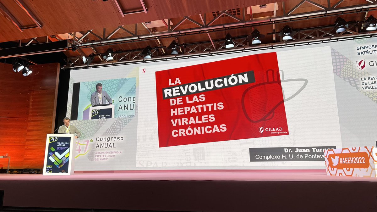RosalesDigestiv's tweet photo. @jturnesv se ajusta con rigor suizo al tiempo marcado para hablar de #Epclusa y simplicidad https://t.co/87FDdVpsm6