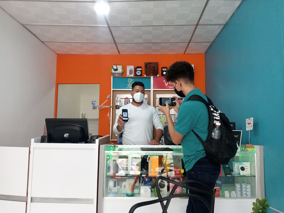 Primer comercio de telecomunicaciones en #Venezuela que acepta #BitcoinCash como método de pago, y fue captado en la #Guanare - Estado Portuguesa 

<a href="/Axus04/">Anthony Urbina</a> y <a href="/Marienly11/">Marienly González</a> están haciendo un excelente trabajo de abordaje y esto se ve reflejado en estas imágenes