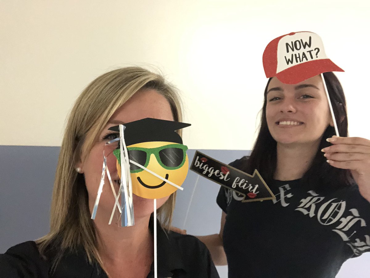 PHSClass_2022's tweet photo. Senior Class Night is TONIGHT from 6:00-8:30. Food, dj, slideshow, prizes and a photo booth!! Can’t wait to see everyone! https://t.co/fKGG8o18Kv
