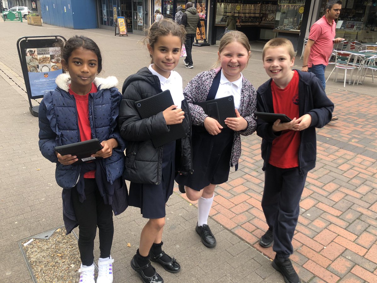 BrookfieldSM3's tweet photo. The winners of the @BrookfieldSM3 photography competition embarked on their #ThrowleyYard project today, talking to and photographing the people of Sutton, finding out what is important to them in their local area. https://t.co/11n3LWmglh