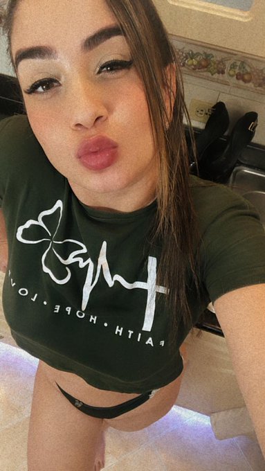 Back  here 🍑 rt for a gift #milf #diadelorgullofriki #TopGunMaverick https://t.co/ClVozyx3Nu<a href="/tag/milf"class="tags">#milf</a><a href="/tag/diadelorgullofriki"class="tags">#diadelorgullofriki</a><a href="/tag/topgunmaverick"class="tags"><span>#topgunmaverick</span></a>