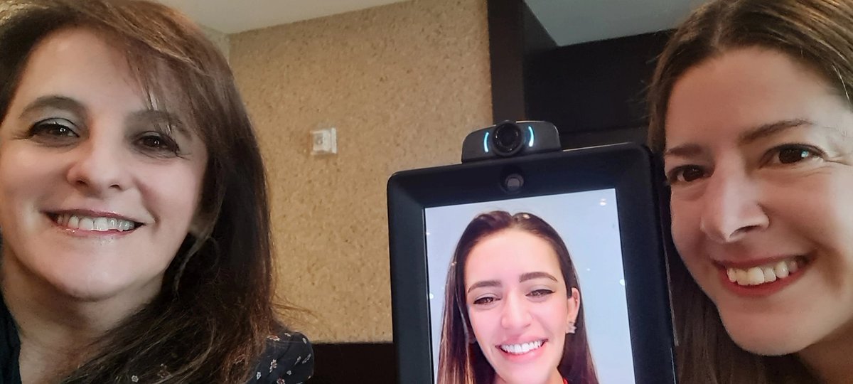 sylchebi's tweet photo. Excelente reunión de @WeInvest4 en el #vclatamsummit participa #gabybot desde Paraguay @RoblesSusanaro @marta_cruz @NataliaGonzVela @paulagiraldog https://t.co/4WEod23OyP