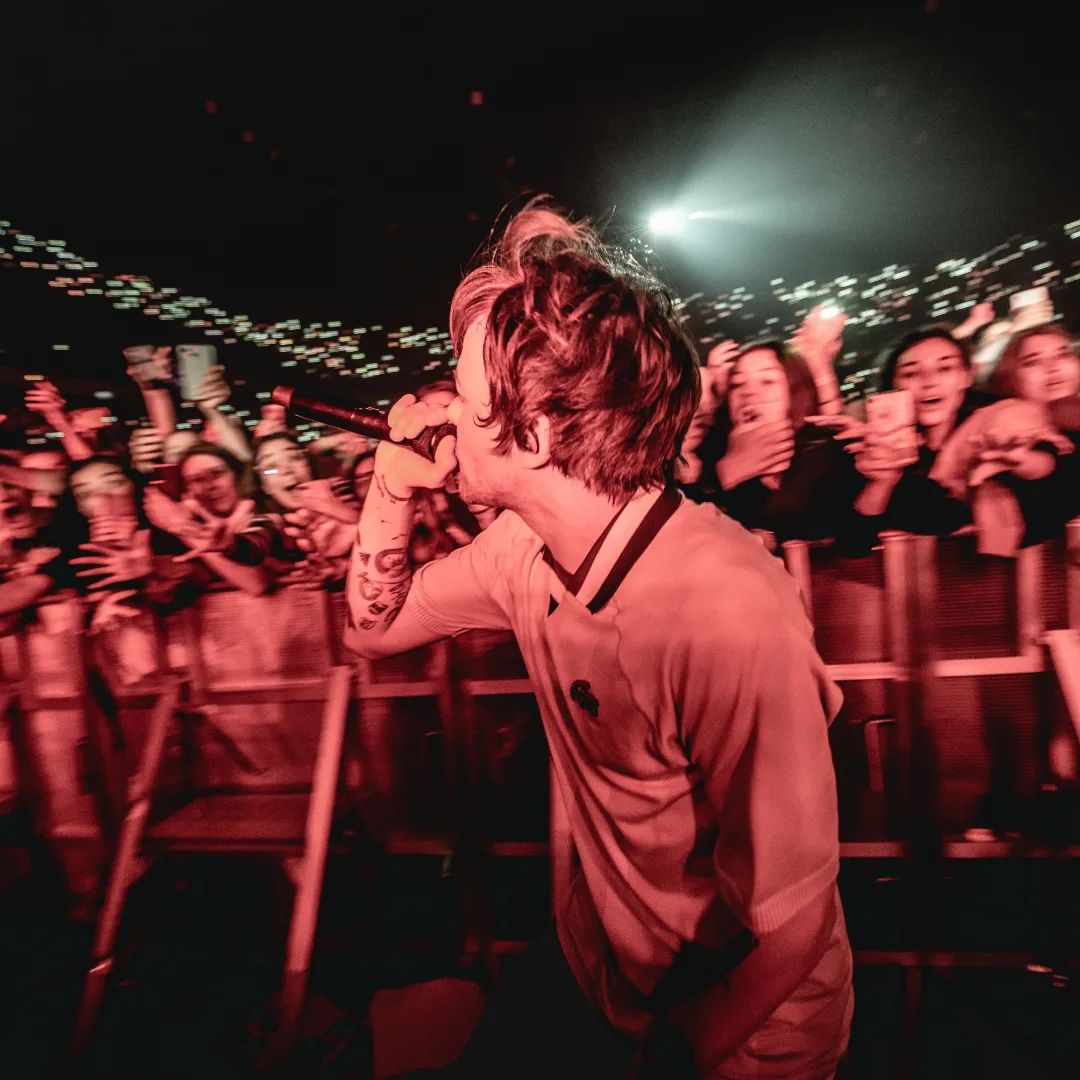 ivana 🇺🇾 𖣂 tweet media