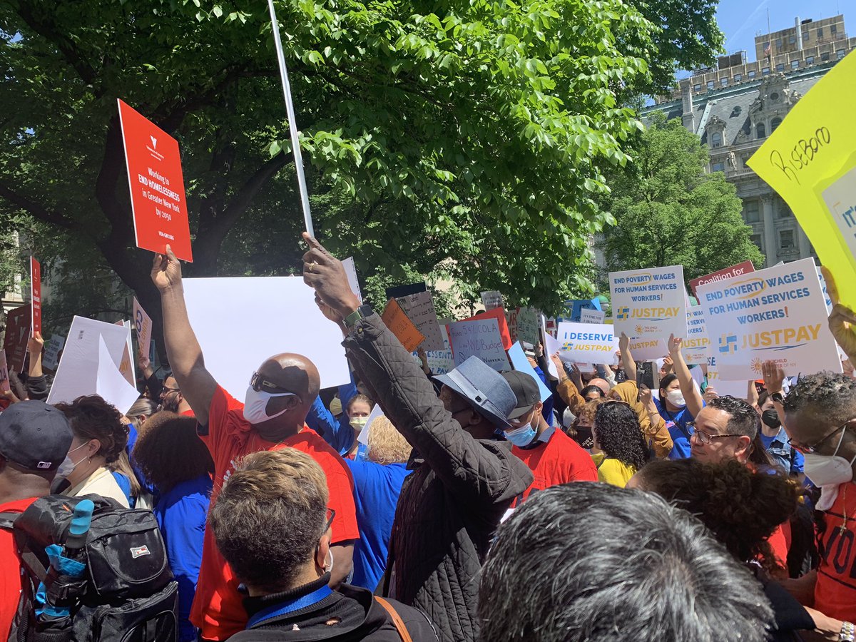 liveonny's tweet photo. LiveOn NY was proud to join hundreds of orgs, advocates &amp; others at todays @HSC_NY #JustPay rally to demand @NYCMayor to #justpay all human services workers with a 5.4% COLA!! https://t.co/gsgRydOSGD