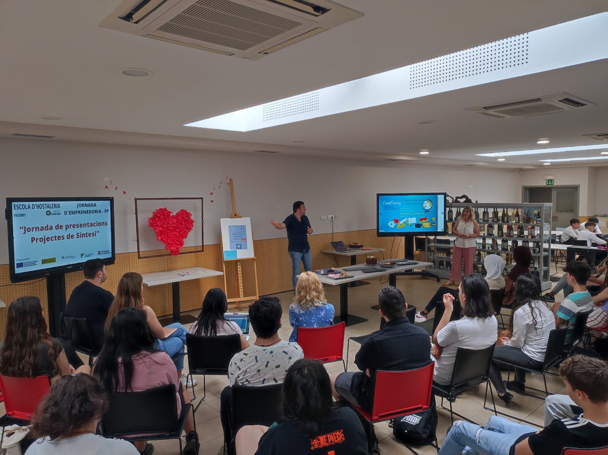 1r dia de presentacions dels projectes de Síntesi de l’alumnat de 2n curs de CFGM 🤩👏🏻

#insolivargran #escolahostaleriafigueres 
#ciclesformatius 
#cfgm 
#emprenedoria 
#projectes 
#síntesi