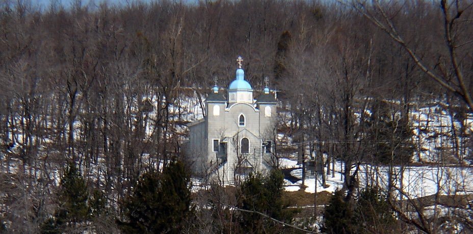 ⑥ มีโบสถ์แห่งสุดท้ายของเมืองที่แปลกมากไม่โดนผลกระทบจากไฟไหม้แถมยังอยู่จนถึงตอนนี้ ชื่อว่าโบสถ์อัสสัมชัญ (Assumption of the Blessed Virgin Mary) หลายคนก็เชื่อว่าโบสถ์นี้ศักดิ์สิทธิ์มาก ไฟนรกเลยทำลายไม่ได้ แต่ความจริงคือใต้โบสถ์นี้มีชั้นหินหนาป้องกันไฟที่ลุกลาม