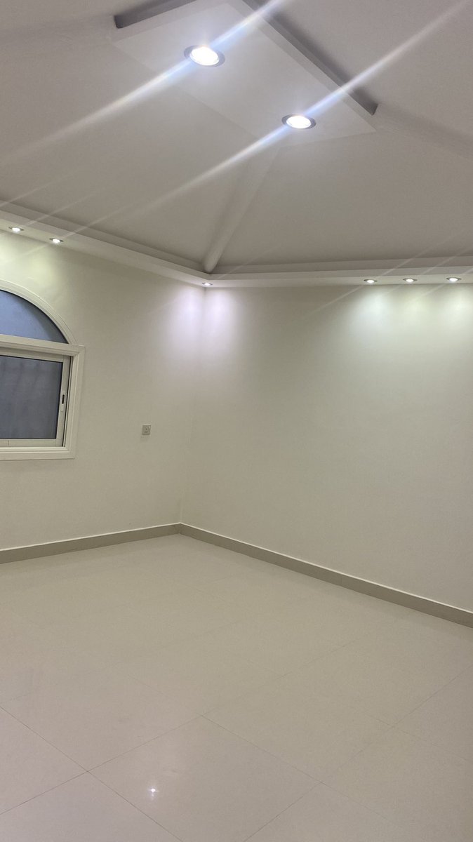 aqarat_f's tweet photo. #للايجار #شقة عوائل بحي #السعادة #شرق #الرياض
.
.
4 #غرف + #صالة + #مطبخ راكب + دورتين #مياه
.
.
#ايجار #سنوي : 27 ألف #ريال
.
.
#عقارات_الفيحاء
0543999778 https://t.co/y3ByhNQ2l3