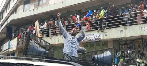 MasuudiS's tweet photo. It's a shame that now the oppressor uses courts of law as a basket for collecting money from the Oppressed πͺπͺ.
As BENAZIR BHUTTO said " A people inspired by democracy, human rights and economic opportunity will turn their back decisively against extremism"
#FreeDrKB https://t.co/Cx2UjAYaCy