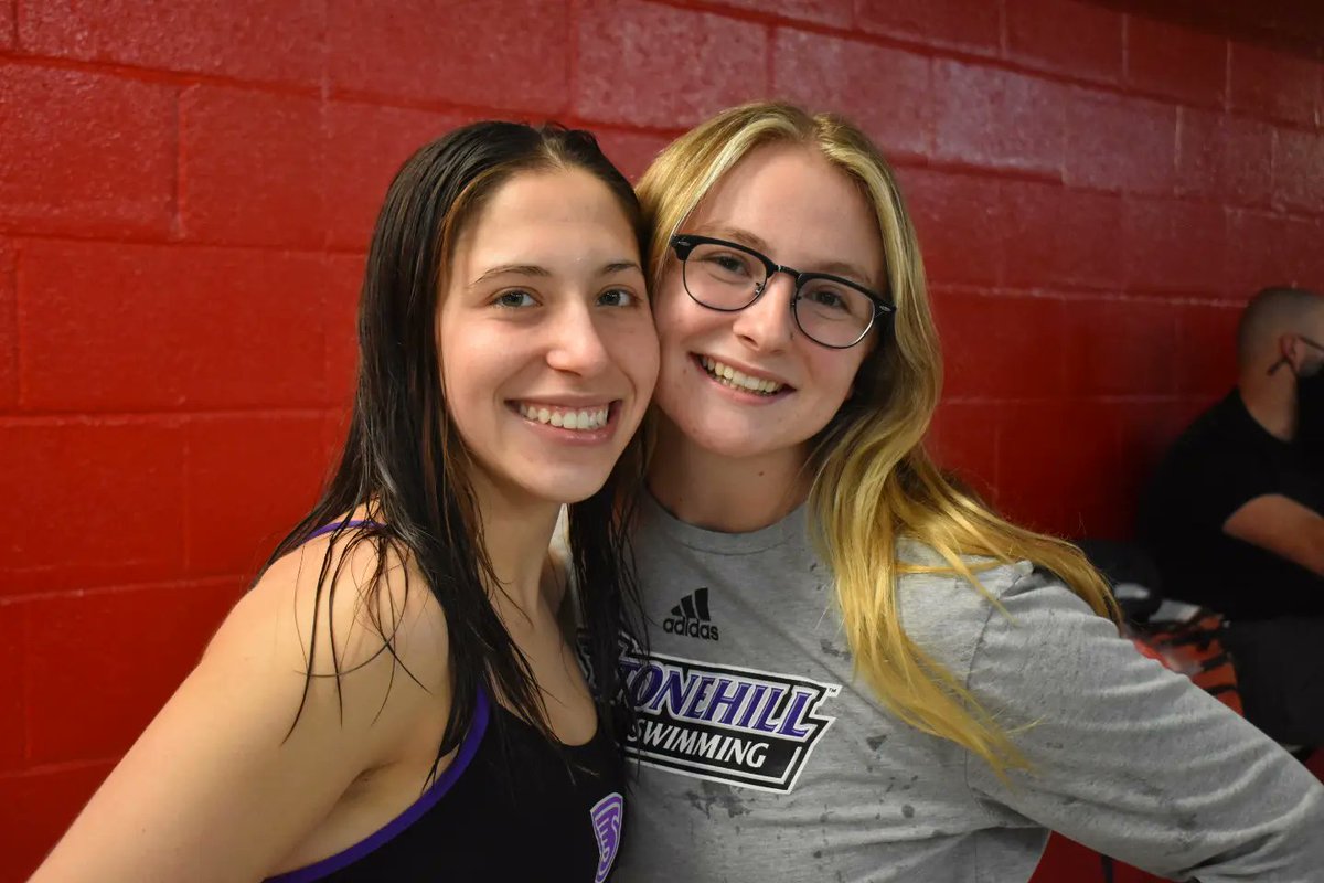 Stonehill Women's Swimming tweet media