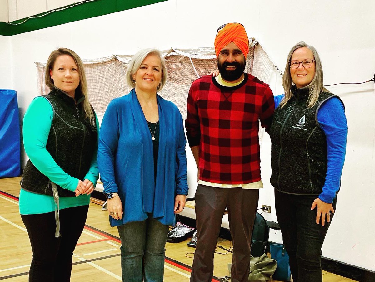 DrewCcip's tweet photo. Kicking off two days of joy and positivity with @gurdeeppandher #choosejoy #positivity #yxj https://t.co/RANFVXNDf6