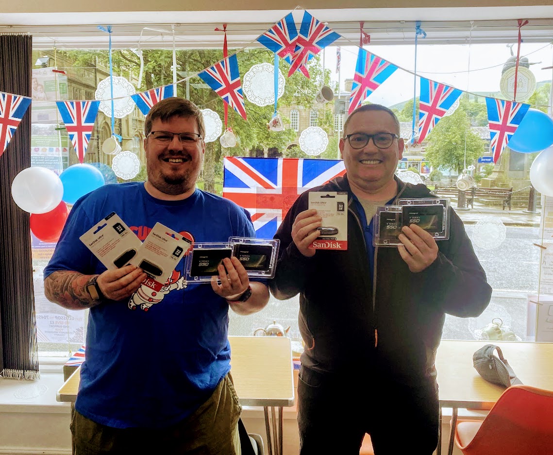PCrefurbCharity's tweet photo. 👏📣A Super Donation of brand new computer parts from key supporter🌟Brett from @InologyUK🌟means faster refurbished devices. Can you donate a slightly tired laptop? Thanks to Brett we can give it new life and support our digitally excluded clients! ♻️💻👏 @digi_well https://t.co/CAVRJR0Pws