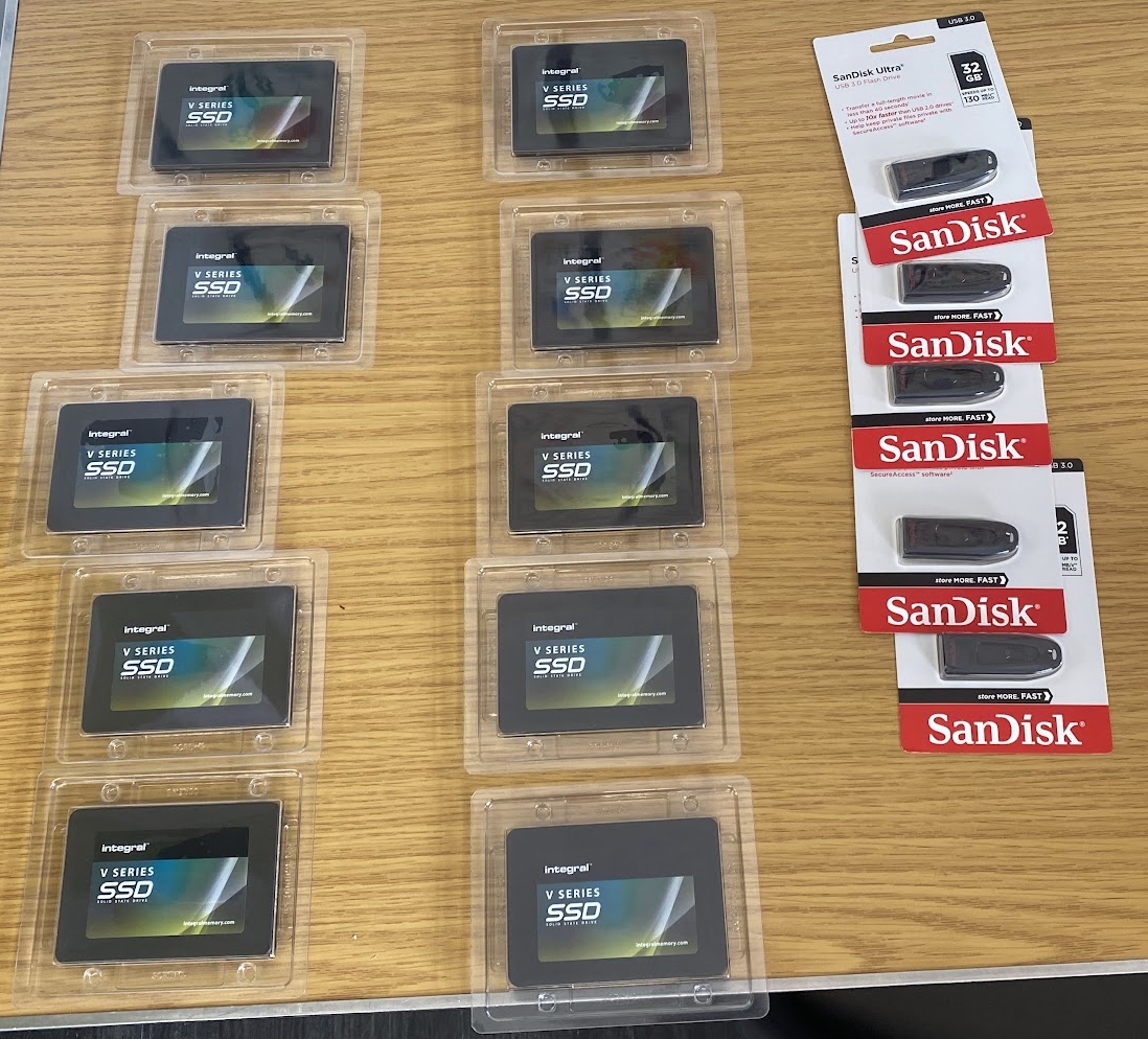 👏📣A Super Donation of brand new computer parts from key supporter🌟Brett from <a href="/InologyUK/">INOLOGY:IT</a>🌟means faster refurbished devices. Can you donate a slightly tired laptop? Thanks to Brett we can give it new life and support our digitally excluded clients! ♻️💻👏 <a href="/digi_well/">Digital Wellbeing Project</a>