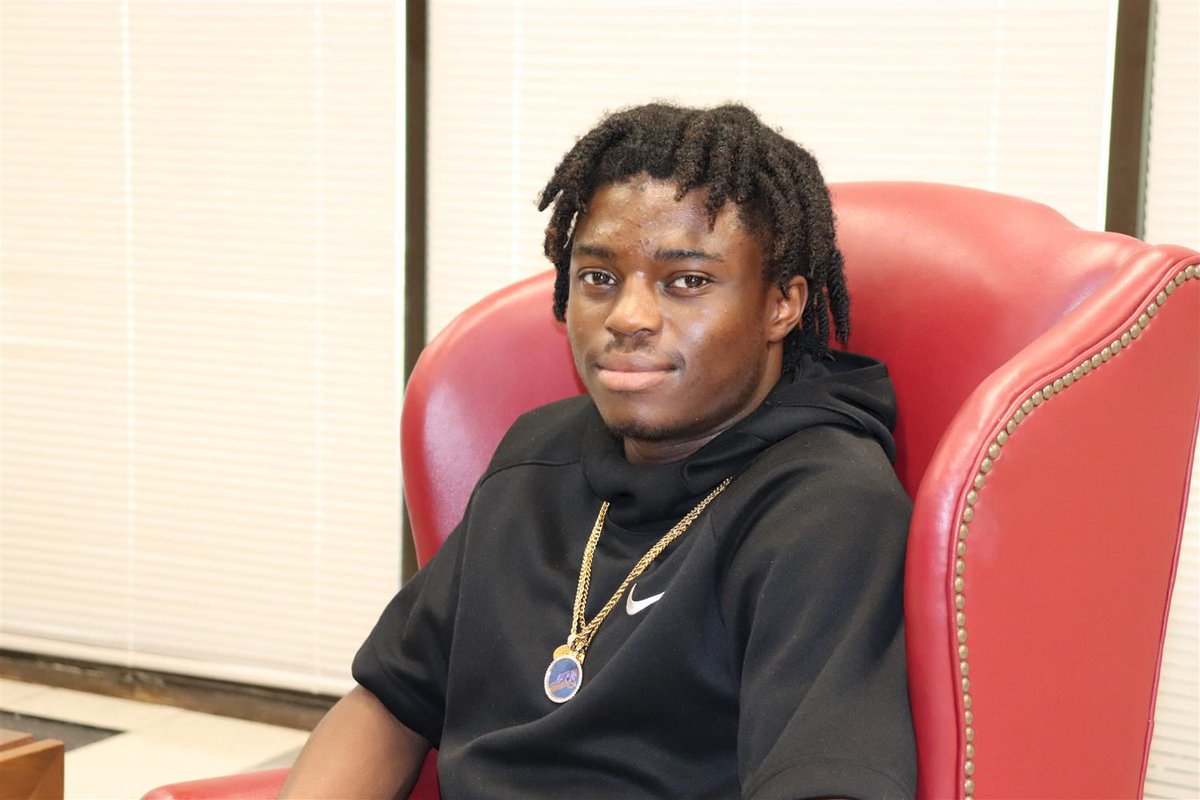 Atkins Student, Joshua Cloud, is set for Overall Perfect Attendance for his entire academic career, an impressive accomplishment.

bit.ly/3N0iHQg

#wsfcs <a href="/Atkins_HS/">Atkins High School</a>