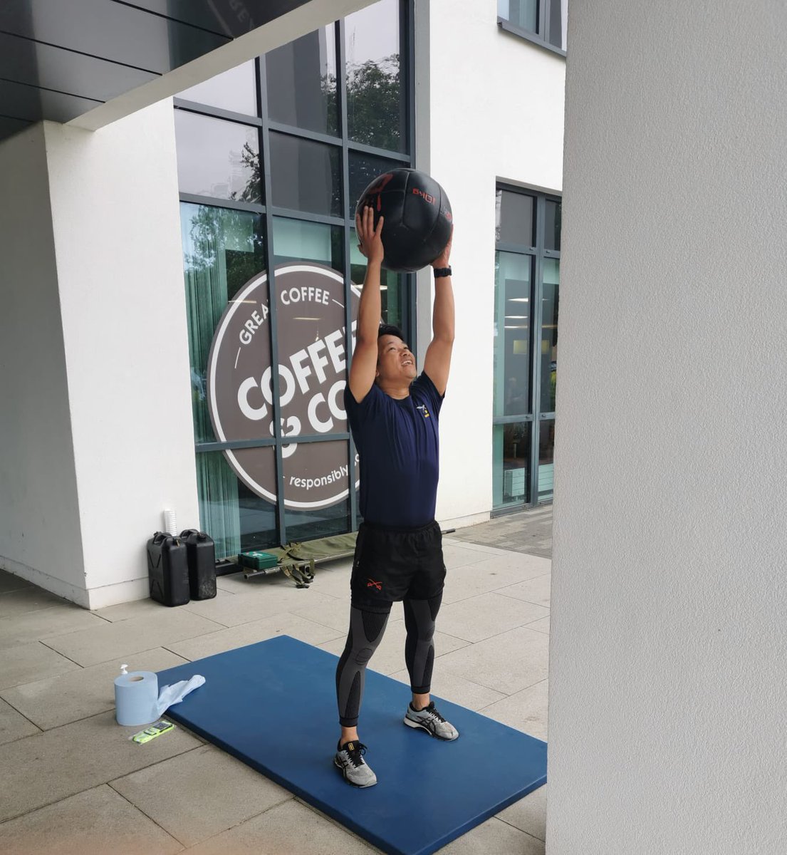 ✨ FSTW Land have taken part in the 85 Herring Sqn Challenge 💪🏼 

This is to raise money and awareness for <a href="/Blisscharity/">Bliss Baby Charity</a> for babies born premature or sick. 

It wasn’t an easy challenge but the guys did a great job! 

Well done to all involved👏🏼 

<a href="/BritishArmy/">British Army 🇬🇧</a> <a href="/DCLPA_HQ/">DCLPA_HQ</a>