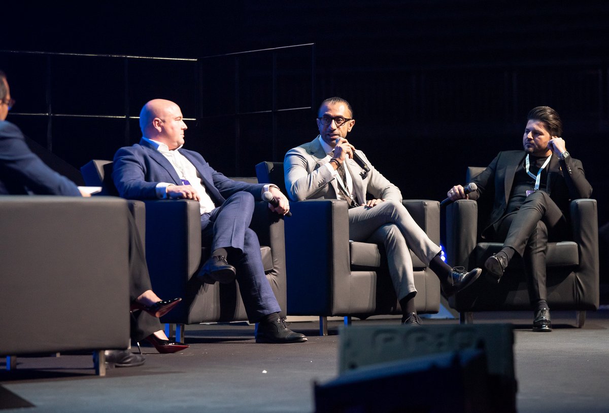EandVDubai's tweet photo. The real estate fraternity returned as bigger and stronger at the Bayut Big Broker Event 2022 (#B3DXB). Our Managing Director, Mohab Samak, was a panelist at this esteemed event and had a discourse ‘How PropTech is Shaping The Future of Real Estate?’. https://t.co/2d6vWTBqsq